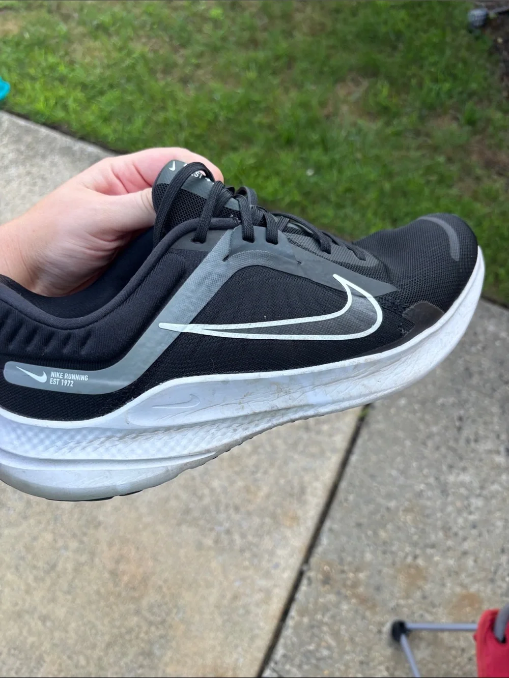 Nike Men’s Black and White Athletic Running Shoes
